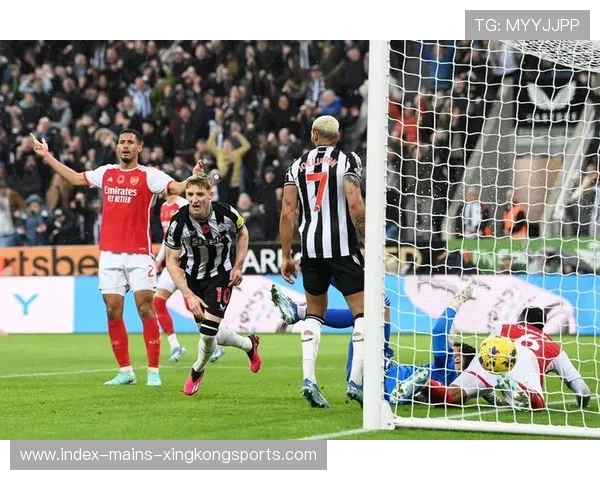 阿森纳中场叠加进攻,反击转换更具效率